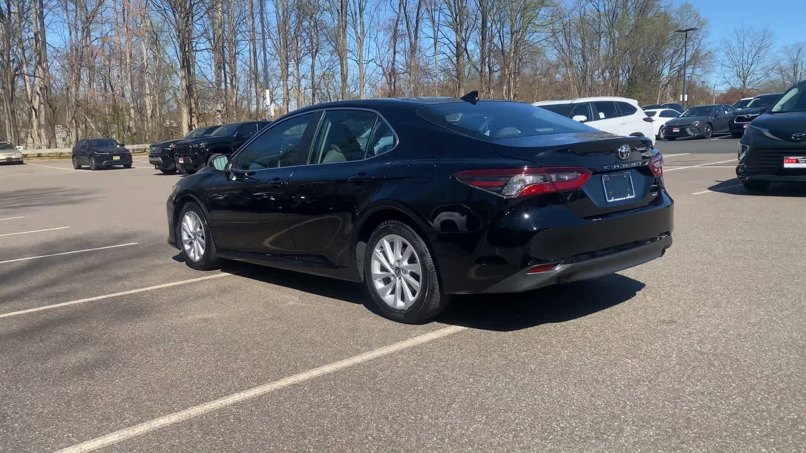 Thumbnail: 2024 Toyota Camry - 10