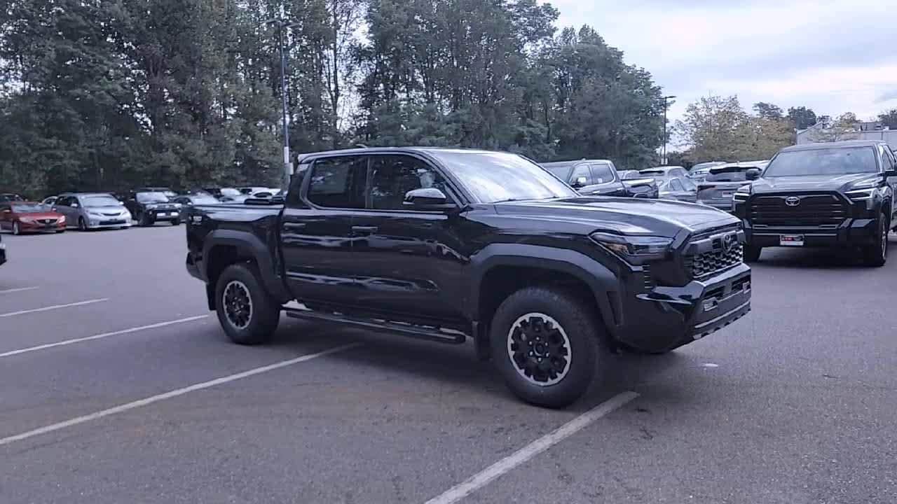 Thumbnail: 2025 Toyota Tacoma - 2