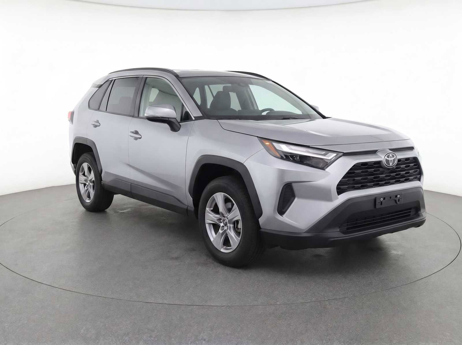 Thumbnail: 2025 Toyota RAV4 - 3