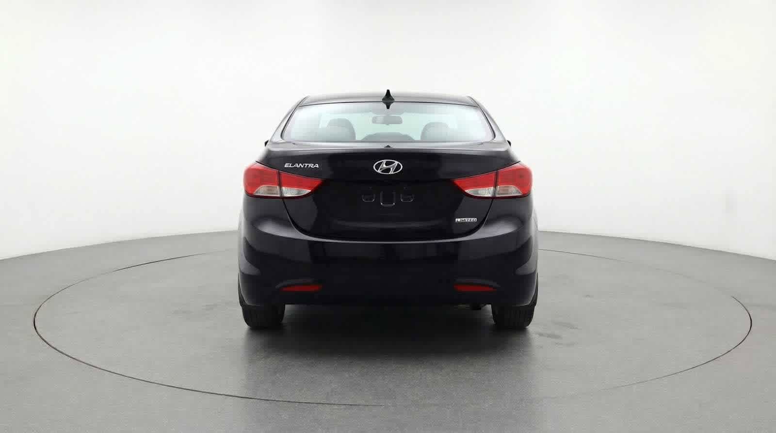 Thumbnail: 2012 Hyundai Elantra - 9