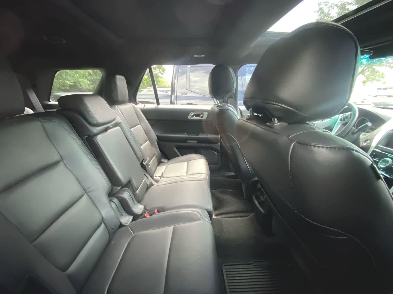 Thumbnail: 2015 Ford Explorer - 6