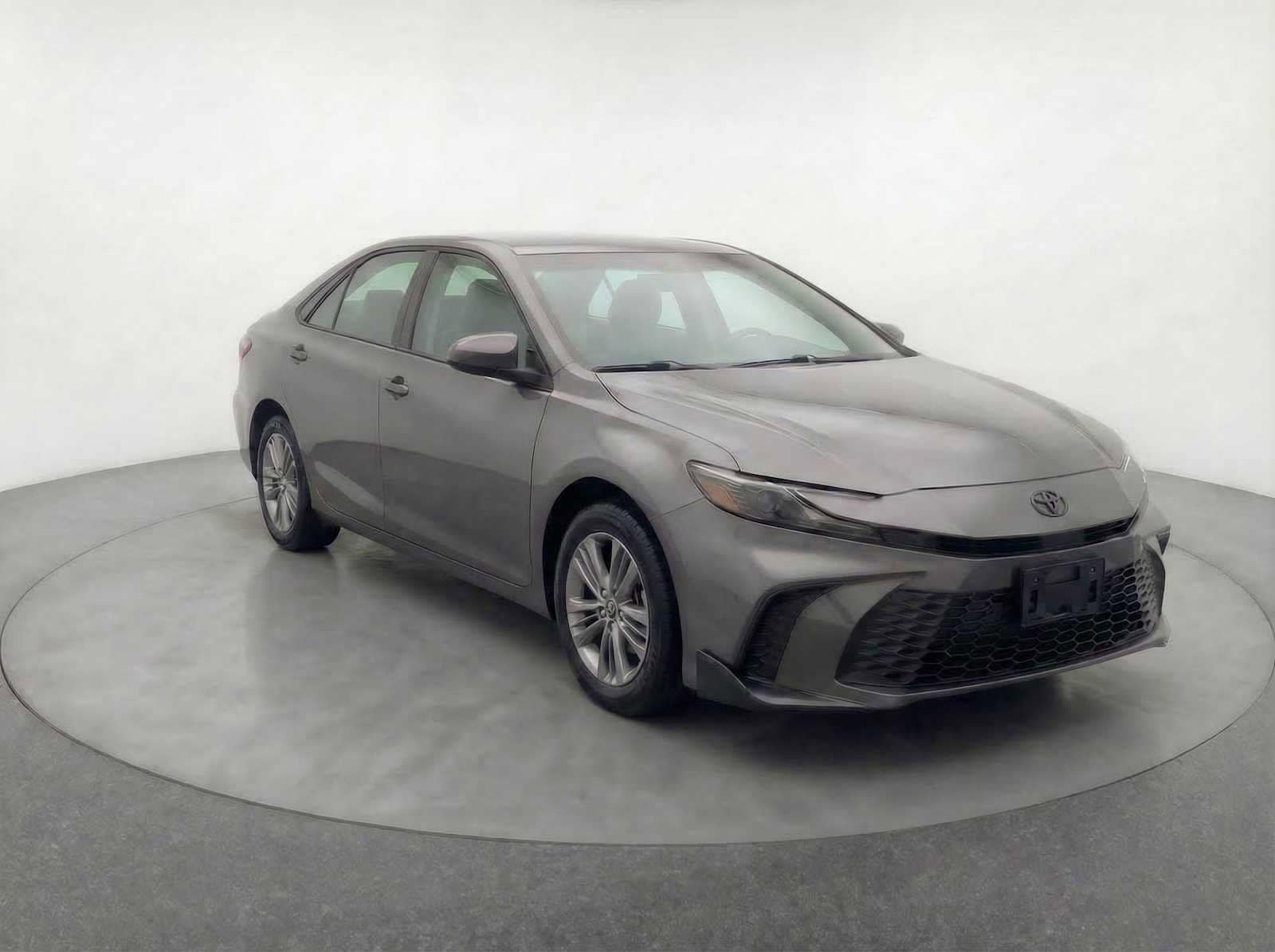 Thumbnail: 2025 Toyota Camry - 3