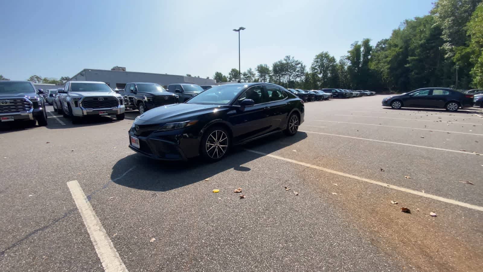 Thumbnail: 2023 Toyota Camry - 6