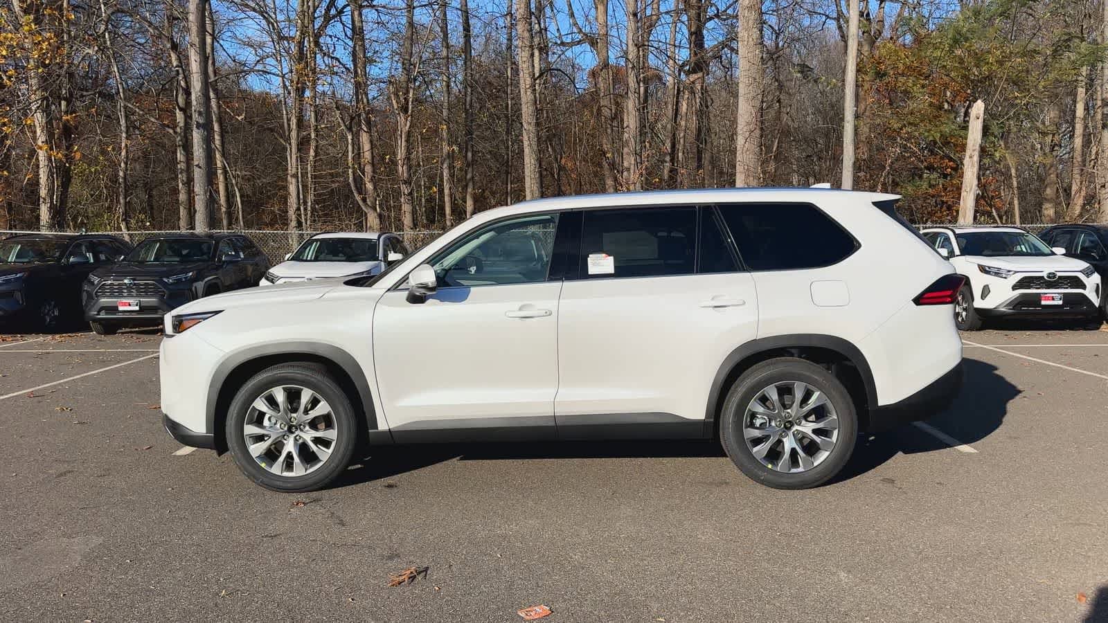 Thumbnail: 2026 Toyota Grand Highlander - 5