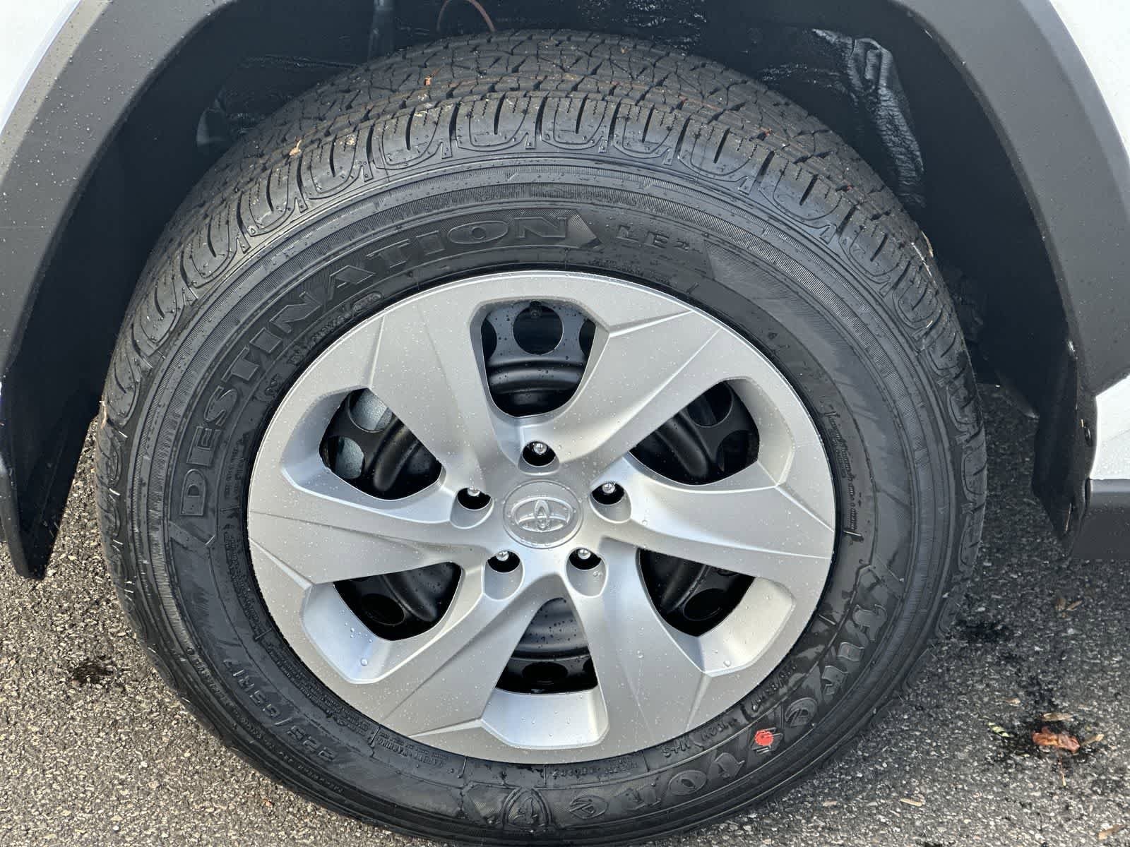 Thumbnail: 2025 Toyota RAV4 - 13