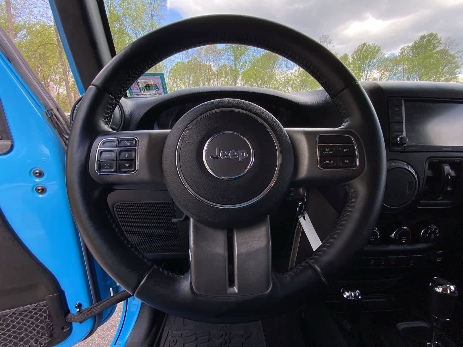 Thumbnail: 2017 Jeep Wrangler - 25