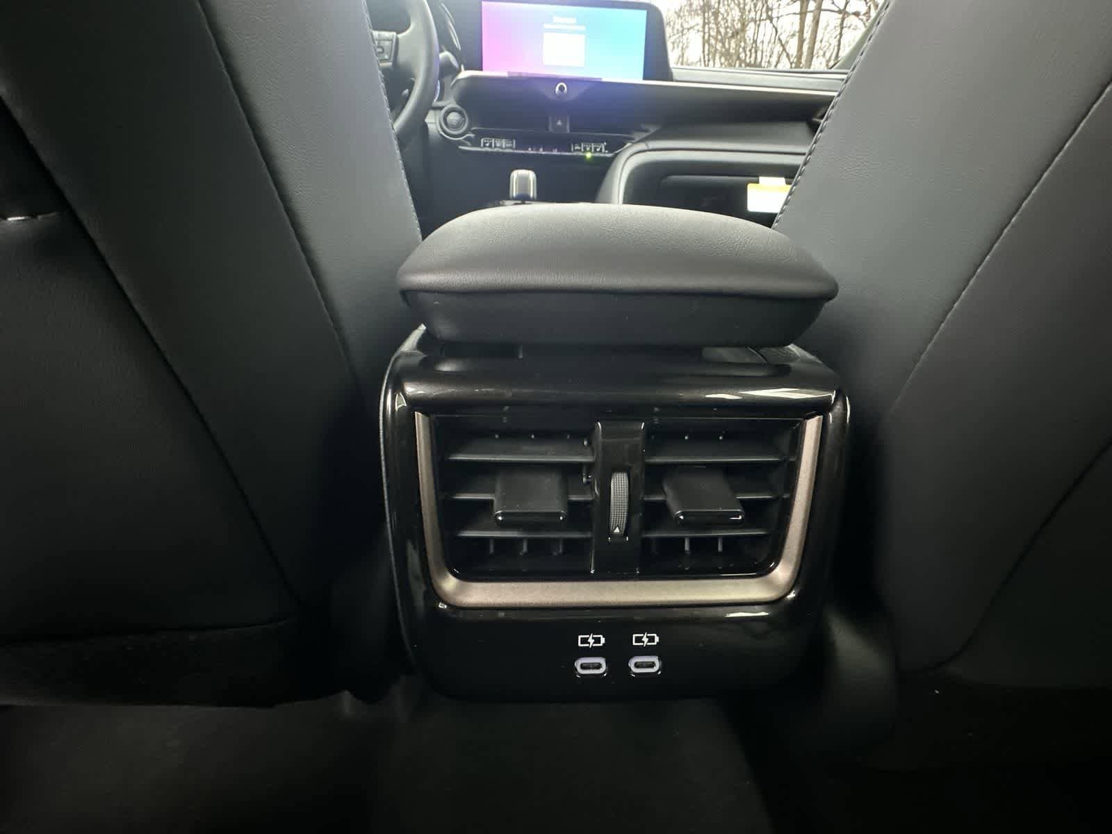 Thumbnail: 2026 Toyota Crown Signia - 32