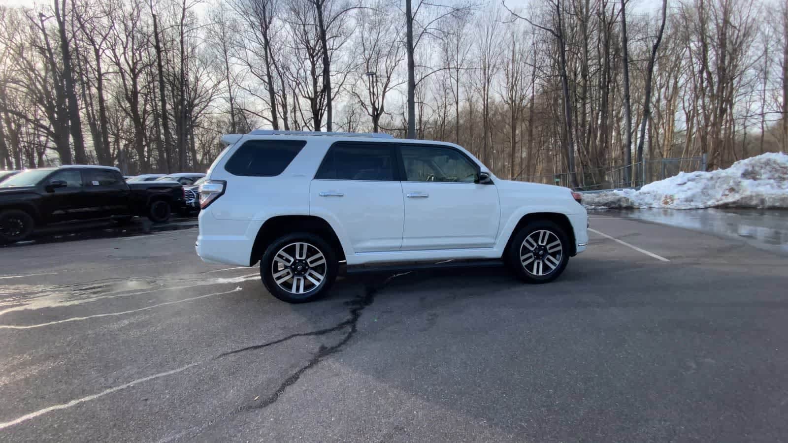 Thumbnail: 2022 Toyota 4Runner - 14