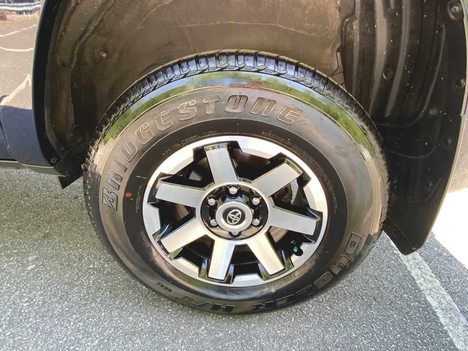 2024 Toyota 4Runner TRD Off Road 12