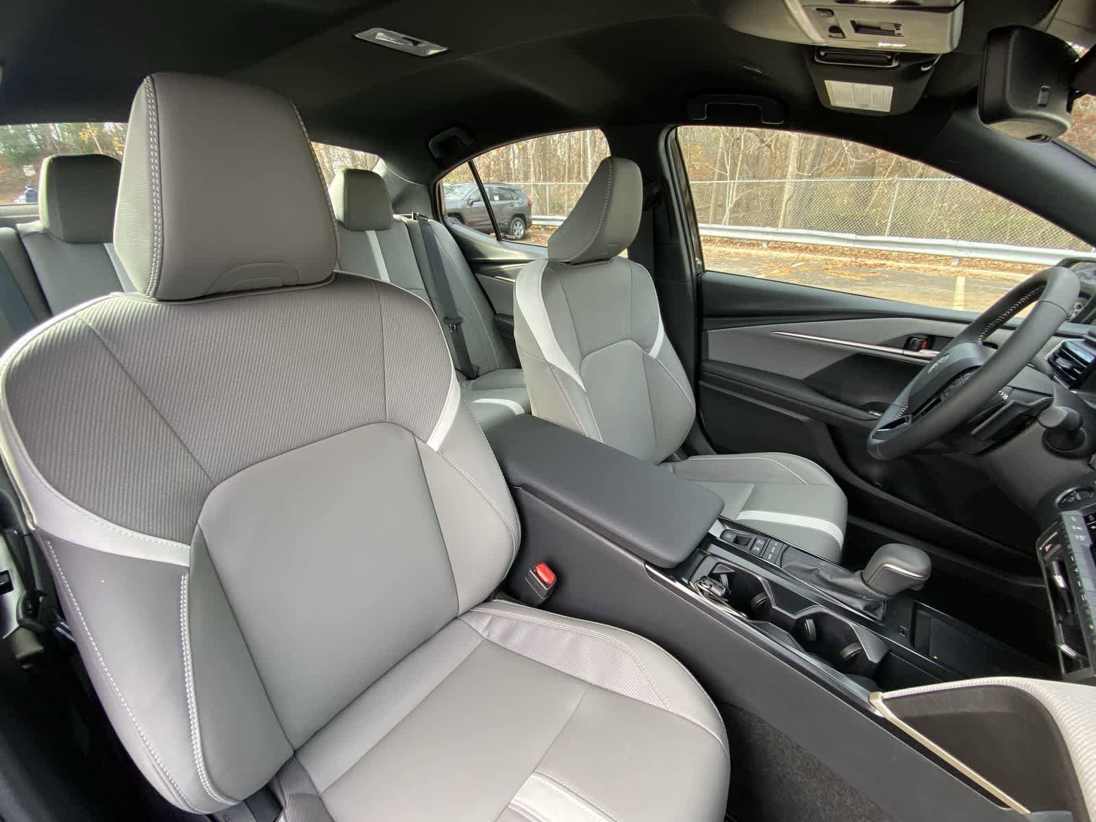 Thumbnail: 2025 Toyota Camry - 27