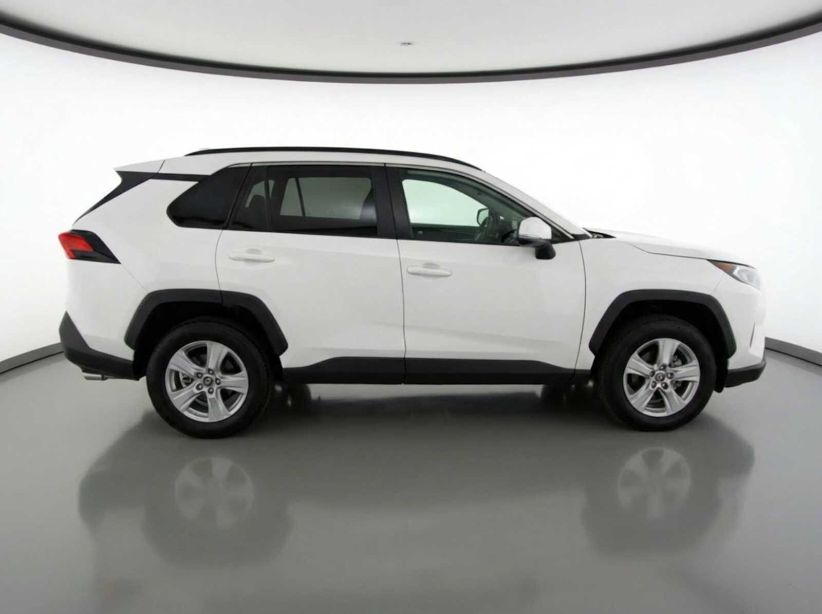 Thumbnail: 2024 Toyota RAV4 - 8