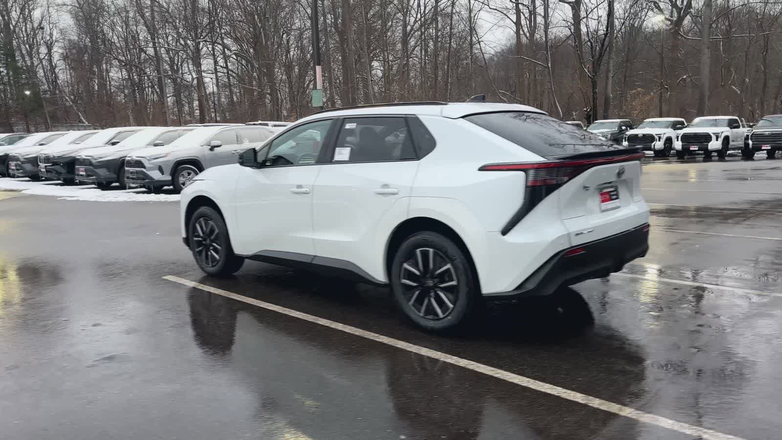 Thumbnail: 2026 Toyota bZ - 6