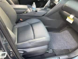 Thumbnail: 2023 Toyota Venza - 21