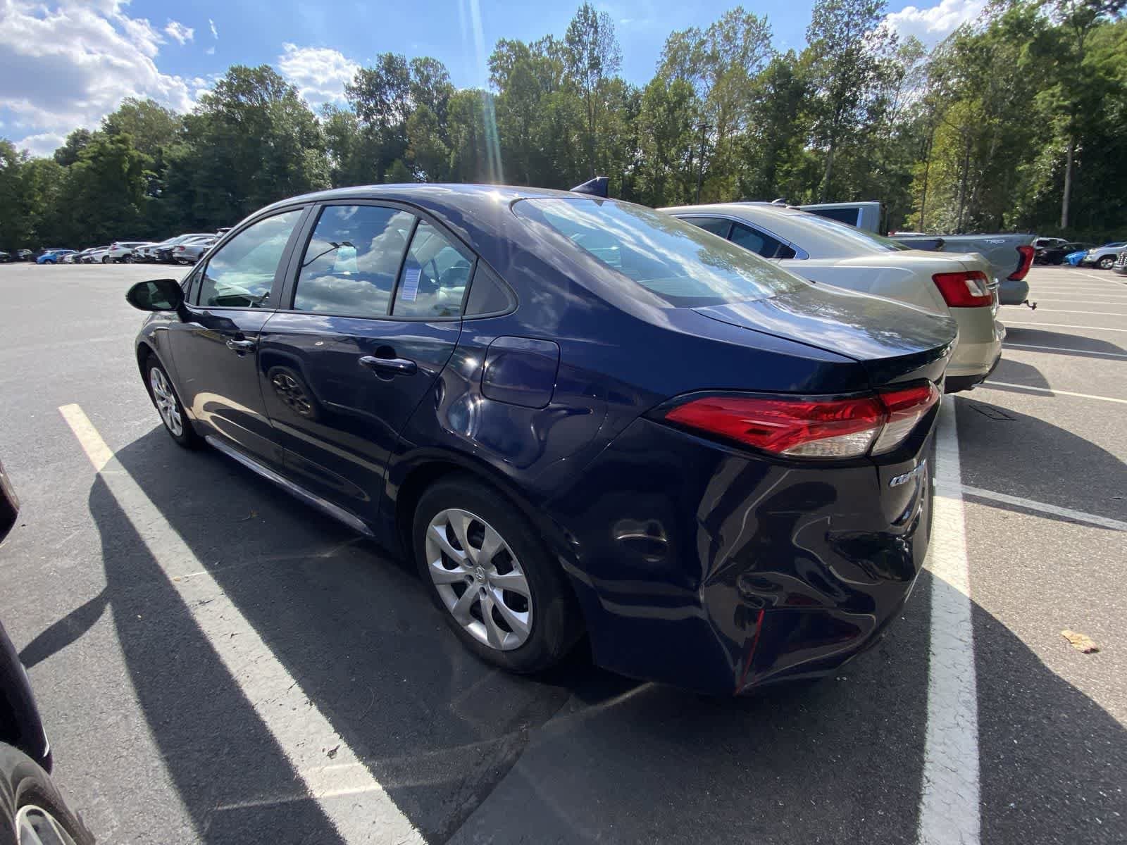 Thumbnail: 2022 Toyota Corolla - 9