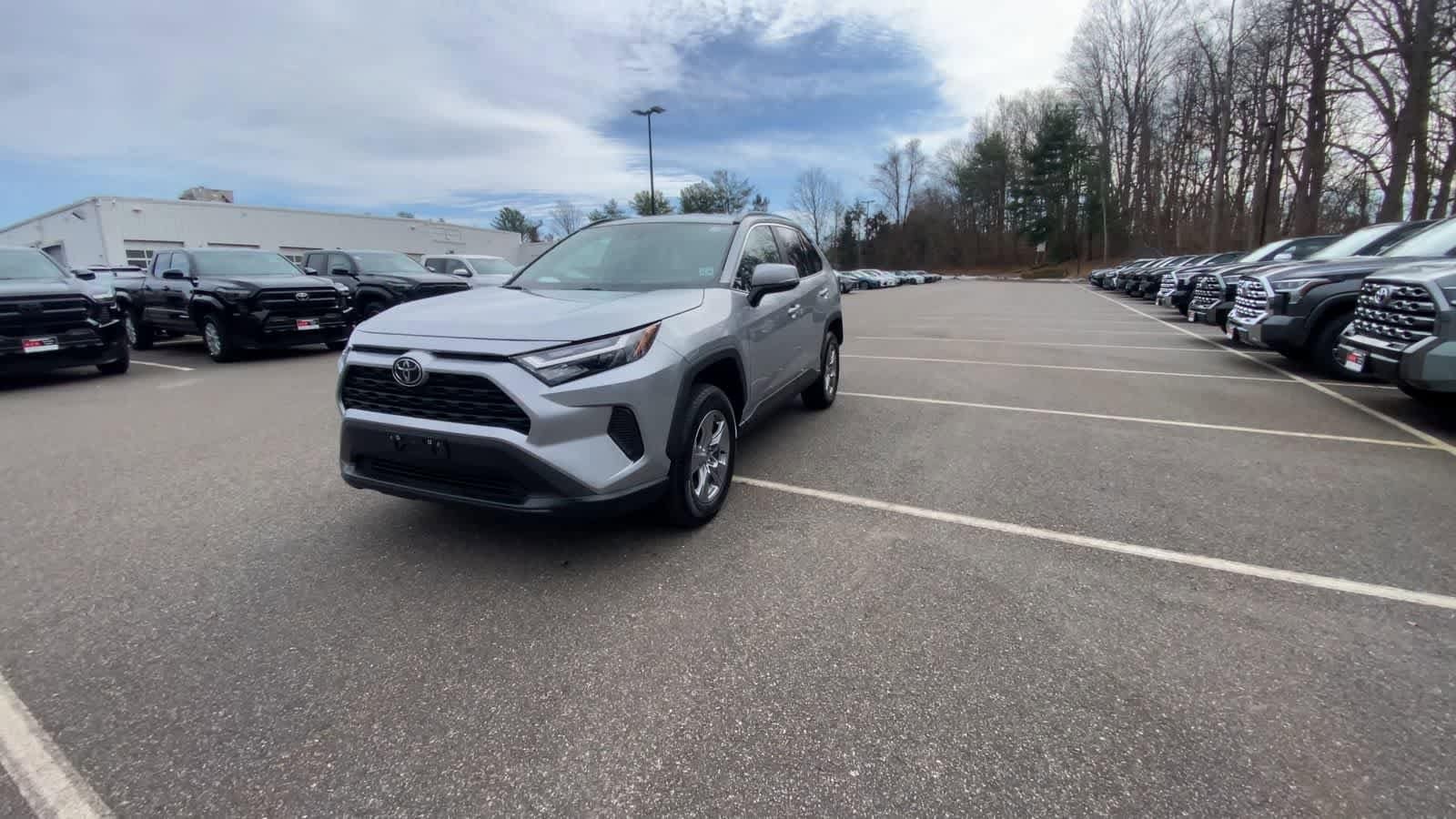 Thumbnail: 2025 Toyota RAV4 - 10