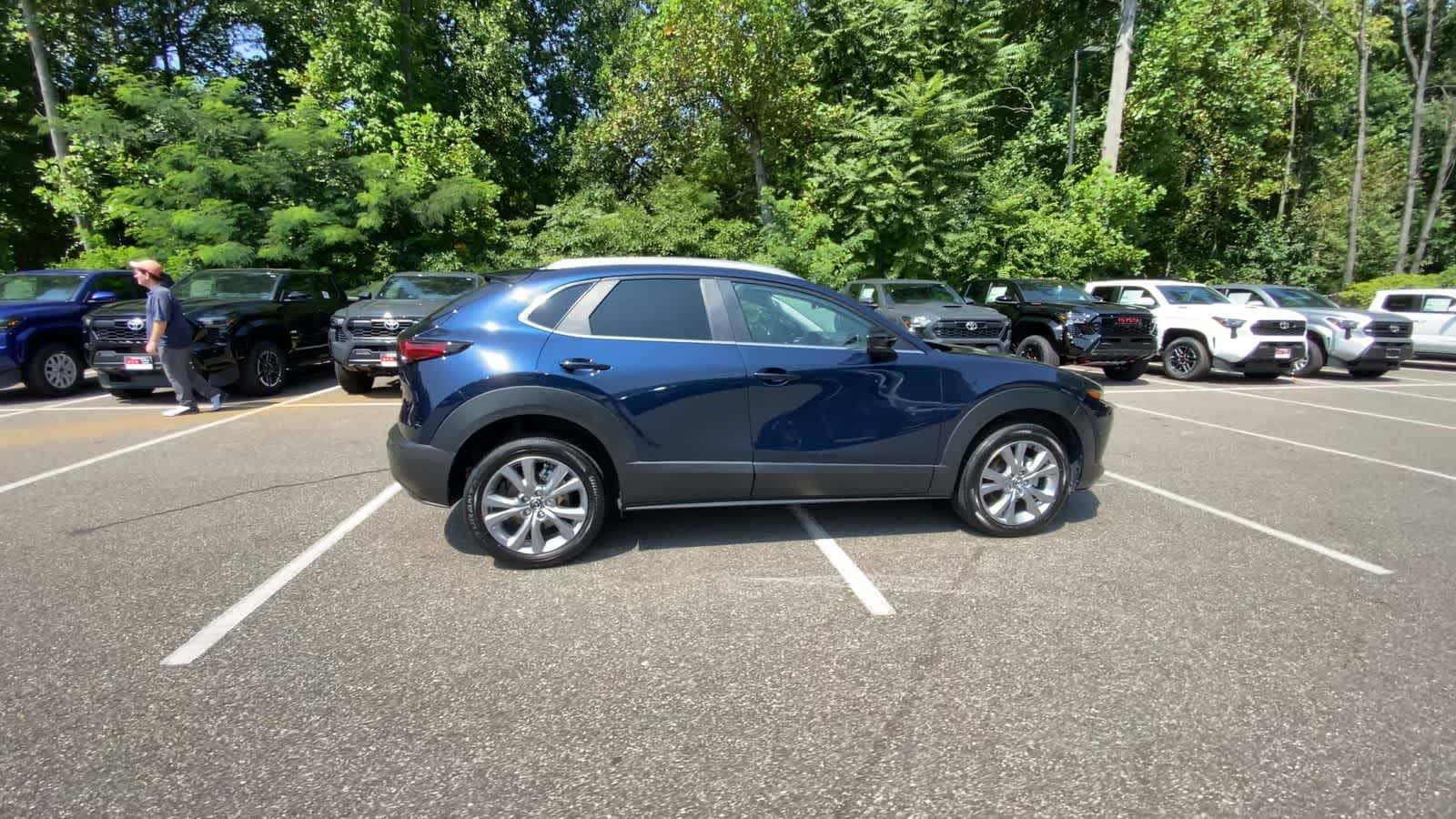 Thumbnail: 2022 Mazda CX-30 - 9
