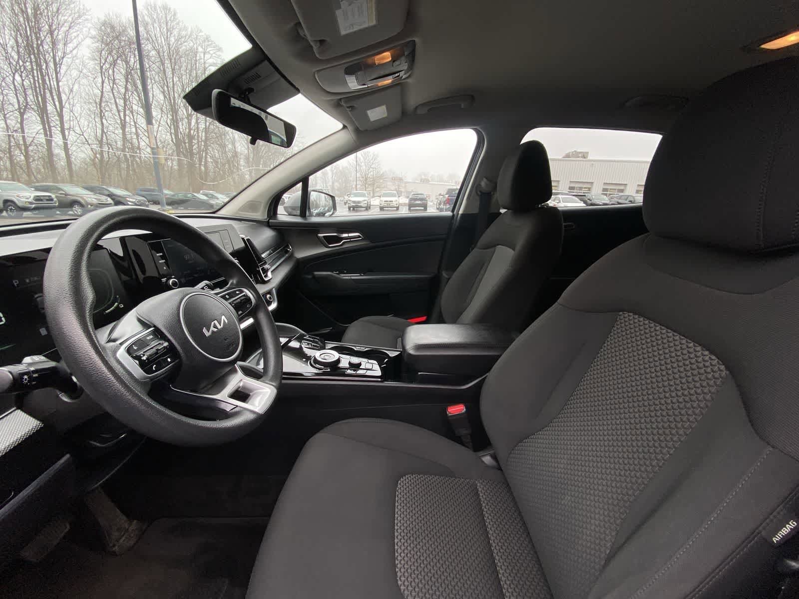 Thumbnail: 2023 Kia Sportage - 19