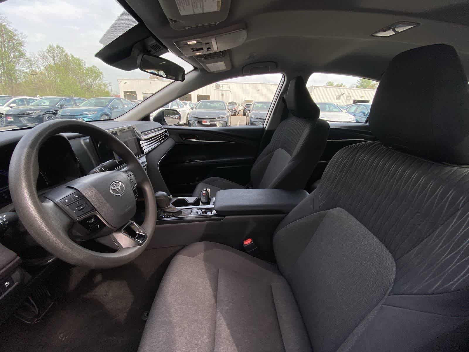 Thumbnail: 2025 Toyota Camry - 20