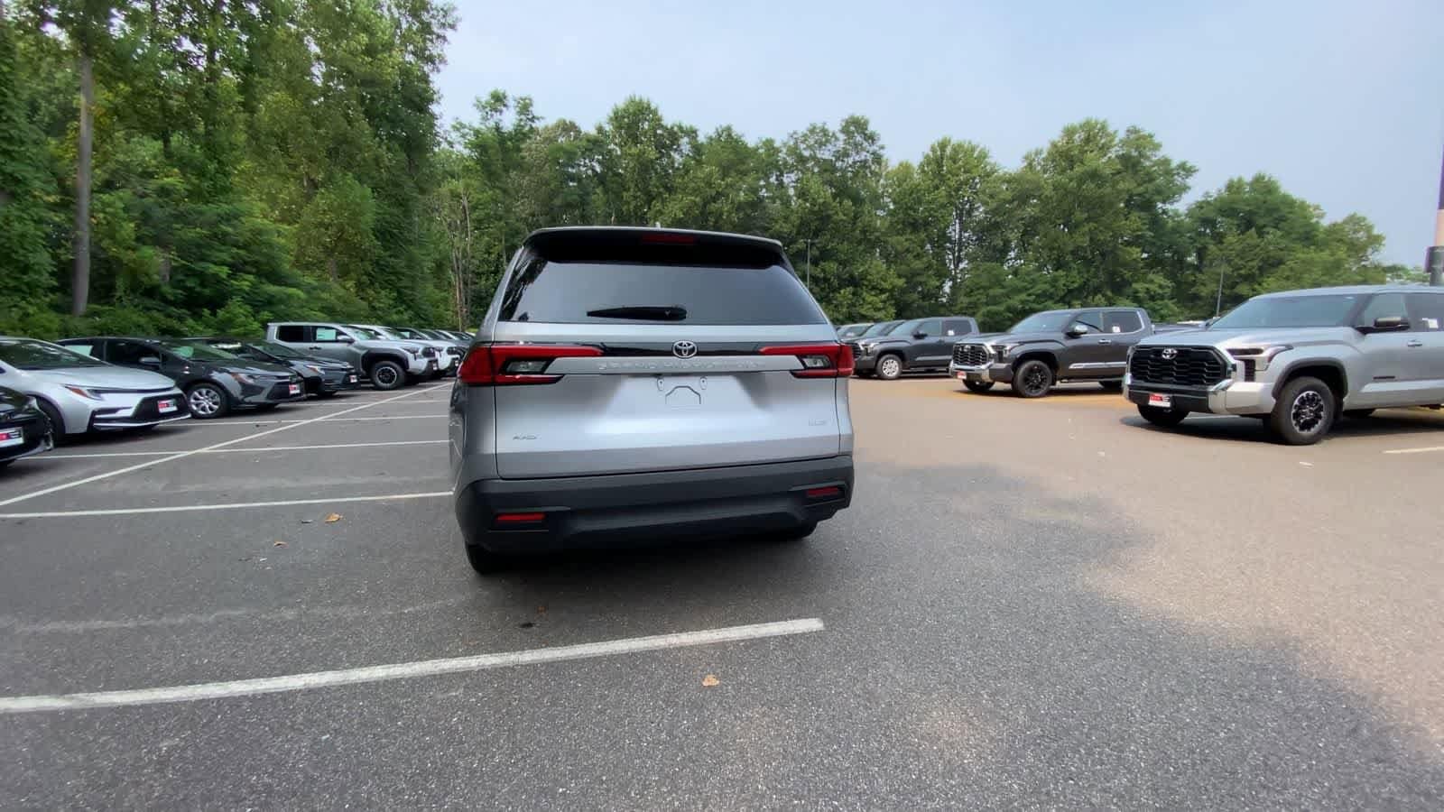 Thumbnail: 2024 Toyota Grand Highlander - 7