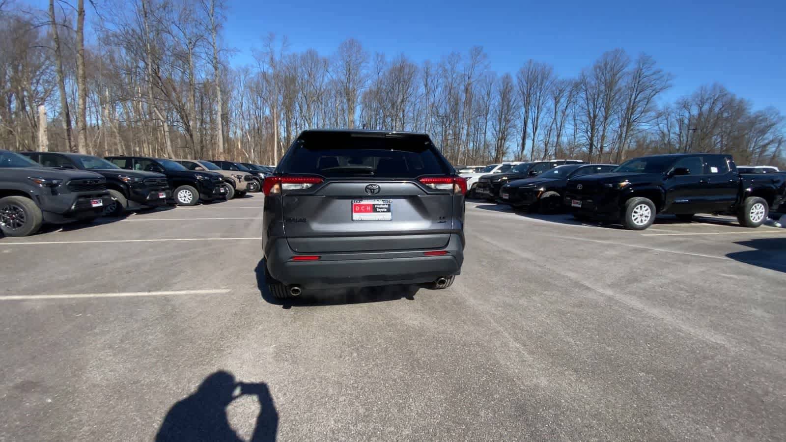 Thumbnail: 2023 Toyota RAV4 - 15