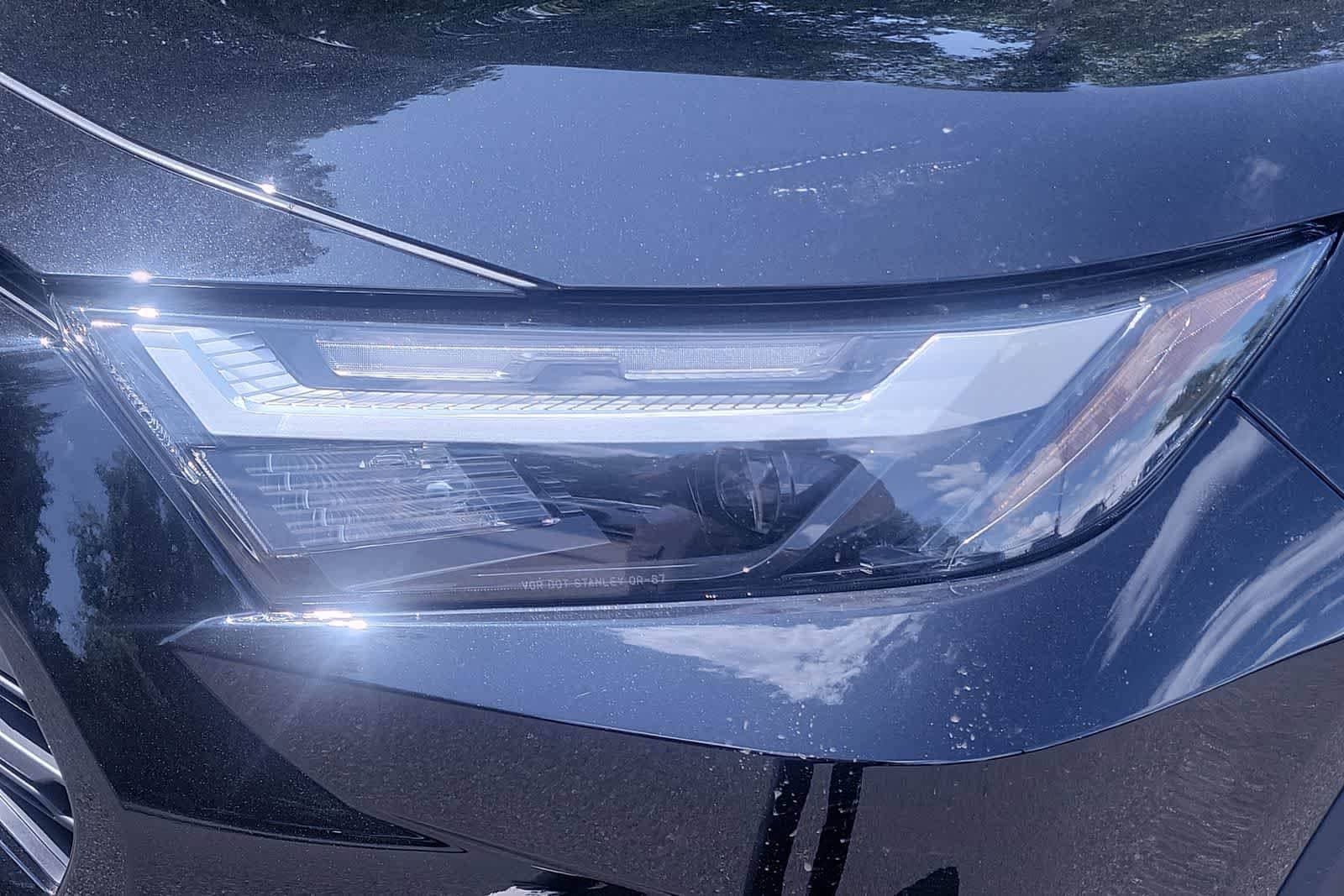 2025 Toyota RAV4 XLE 11