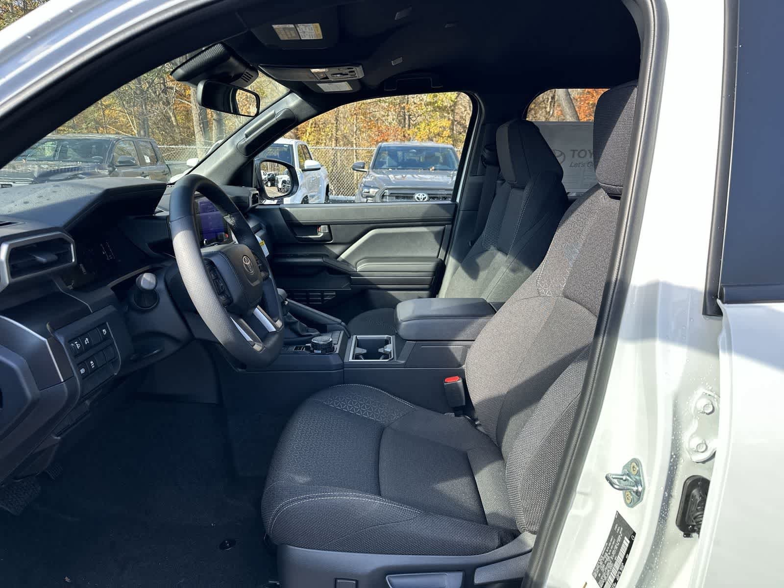 Thumbnail: 2025 Toyota 4Runner - 25