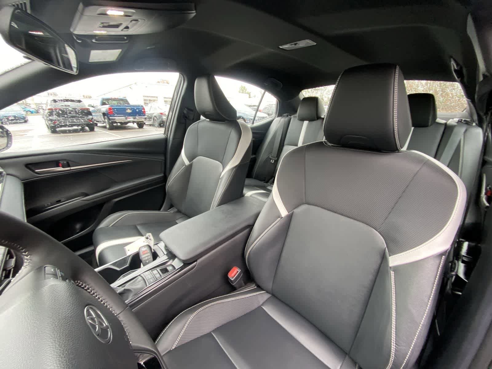 Thumbnail: 2025 Toyota Camry - 21