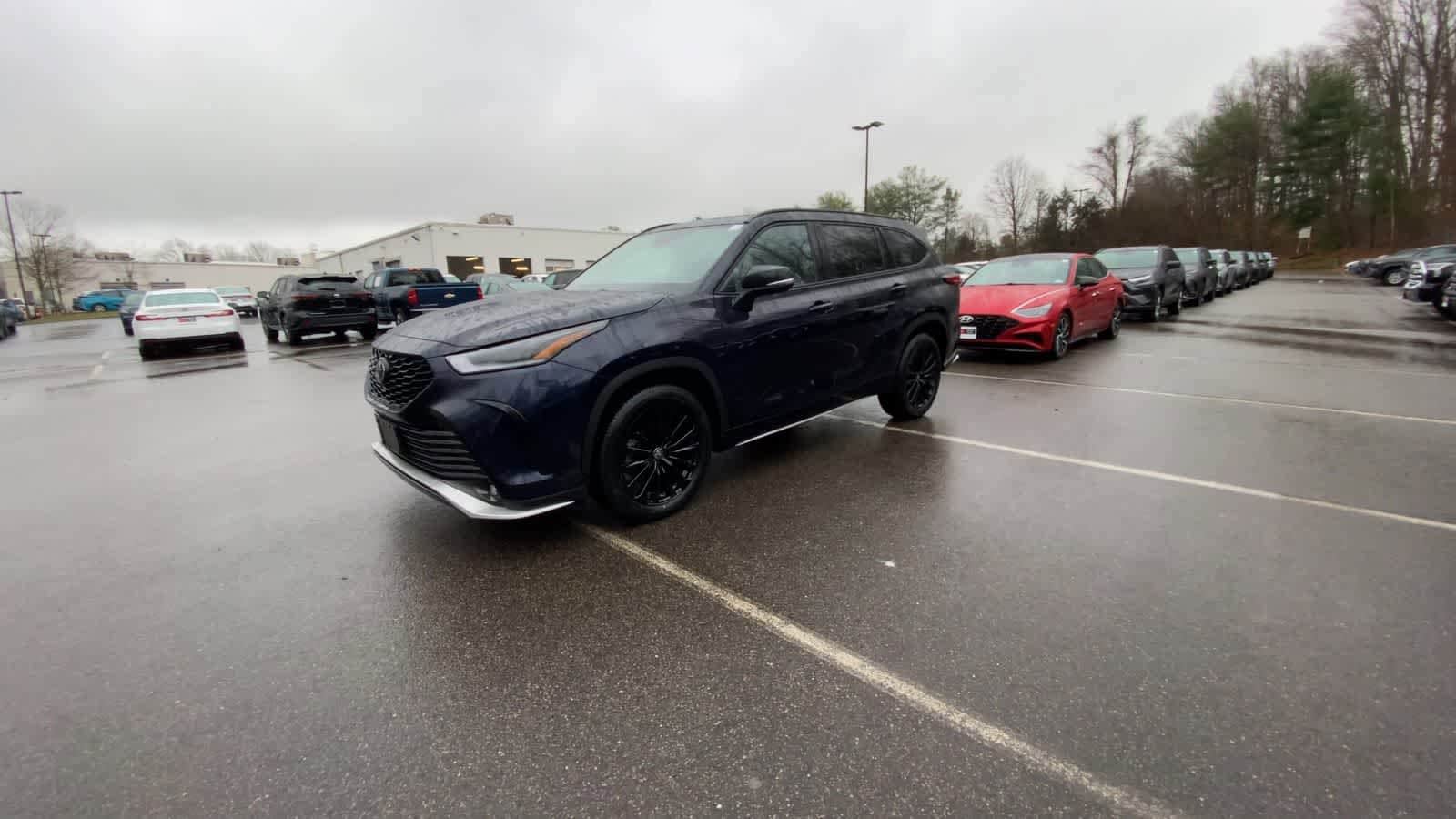 Thumbnail: 2025 Toyota Highlander - 7