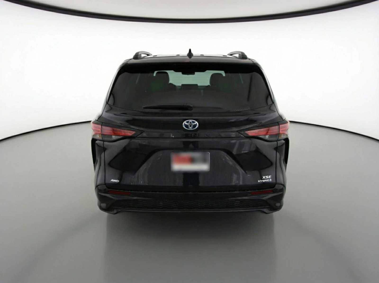 Thumbnail: 2023 Toyota Sienna - 5