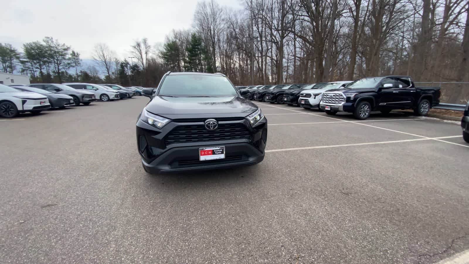 Thumbnail: 2025 Toyota RAV4 - 8