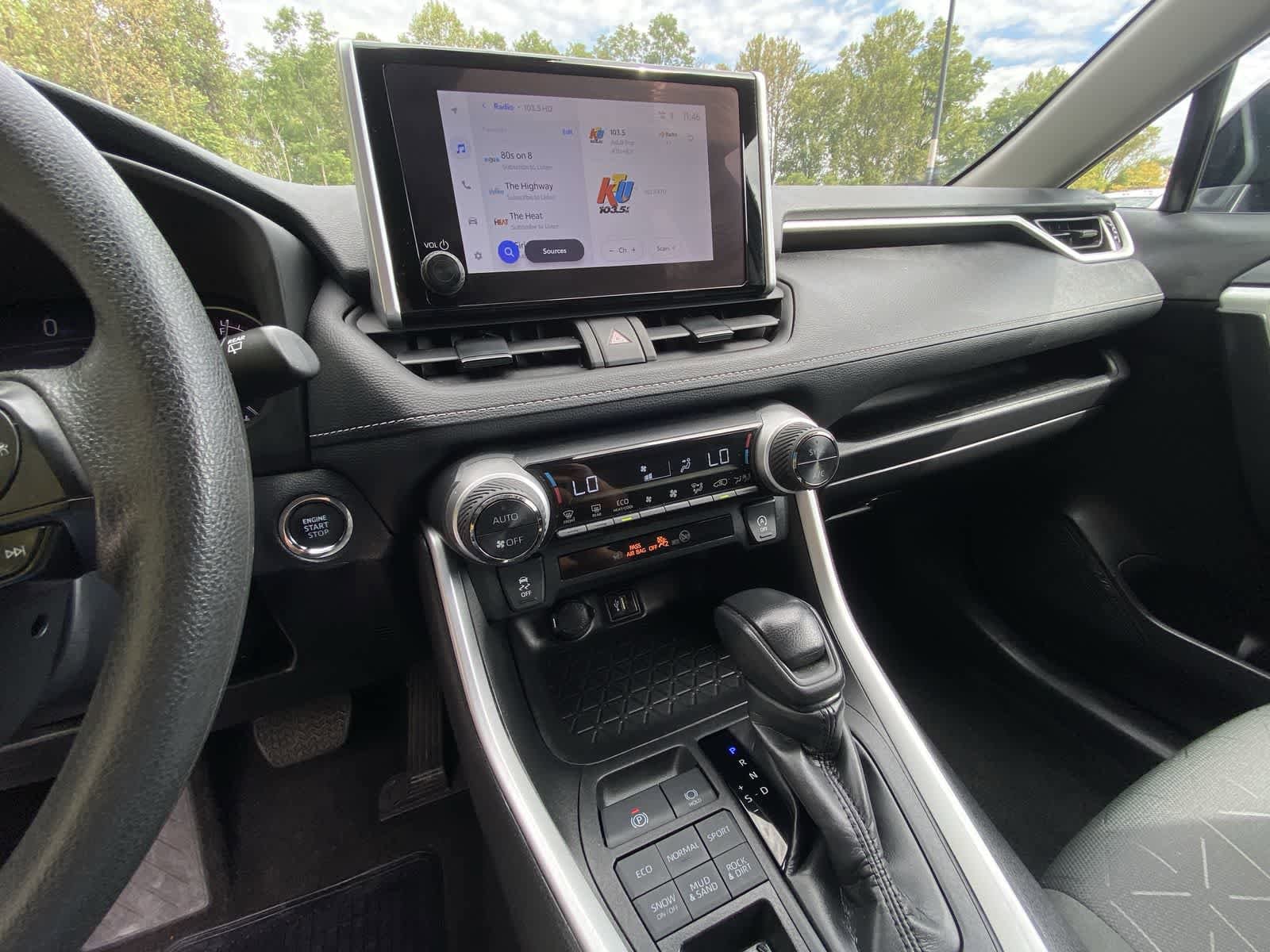 Thumbnail: 2024 Toyota RAV4 - 19