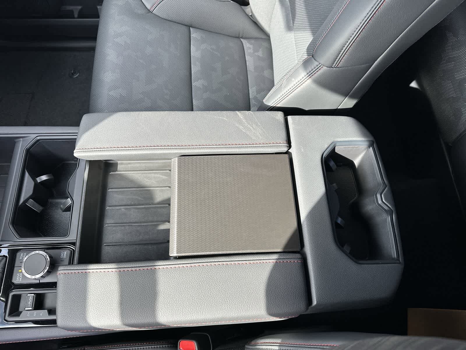 Thumbnail: 2026 Toyota Tundra - 31