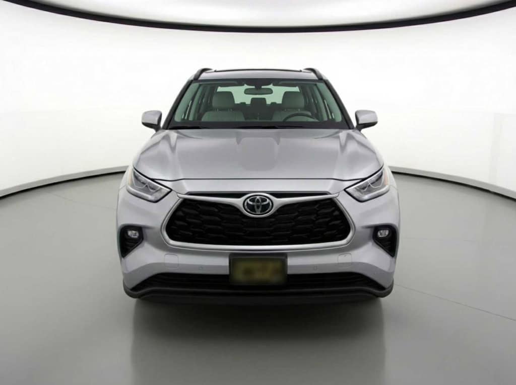 Certified 2022 Toyota Highlander Limited SUV