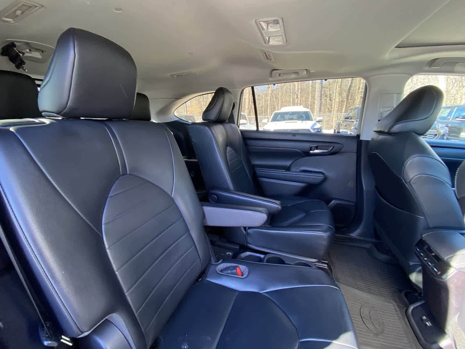 Thumbnail: 2021 Toyota Highlander - 29
