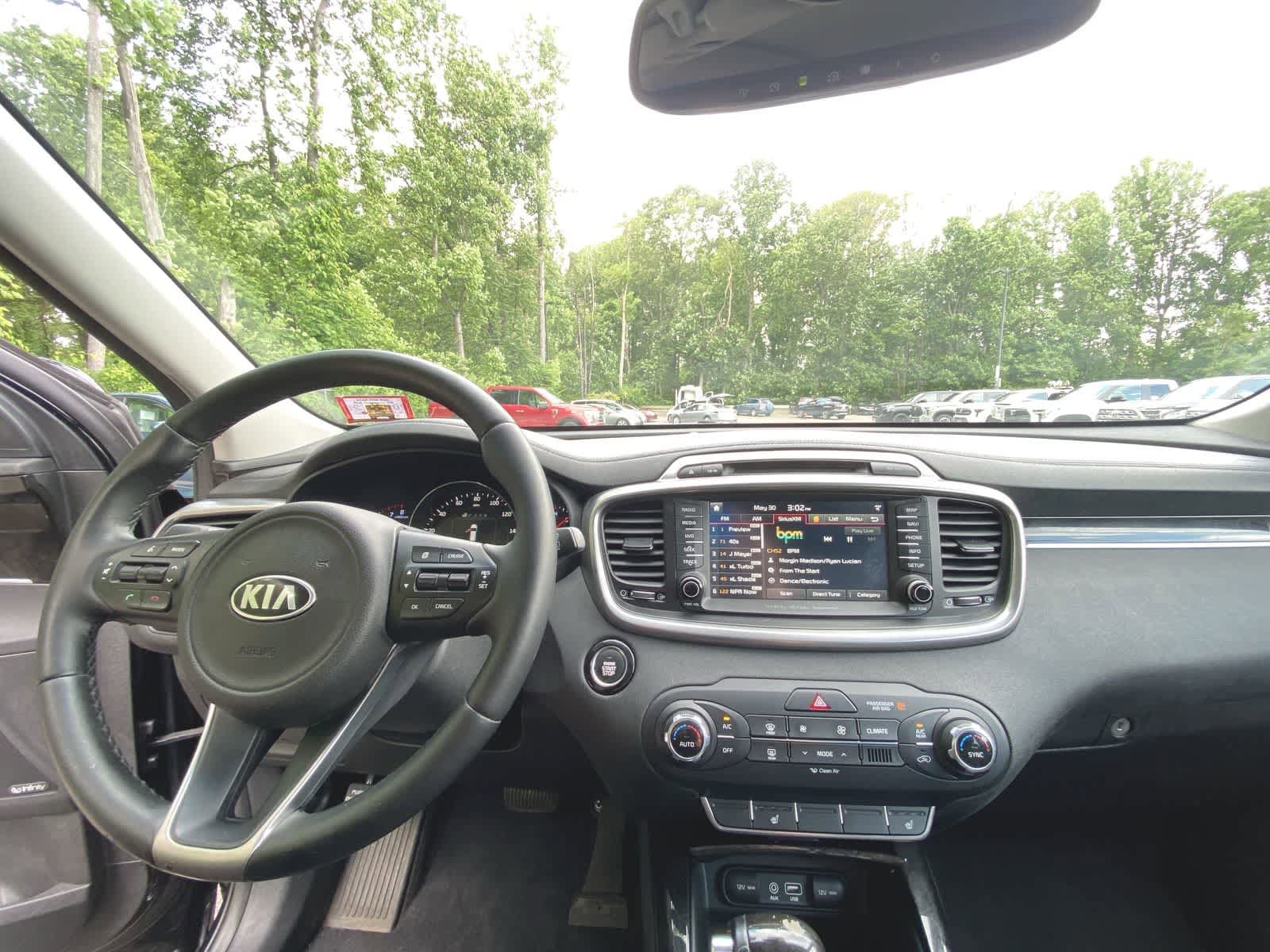 Thumbnail: 2016 Kia Sorento - 19