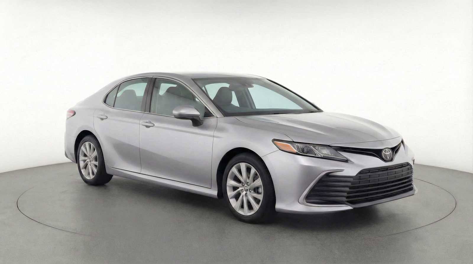 Thumbnail: 2023 Toyota Camry - 3