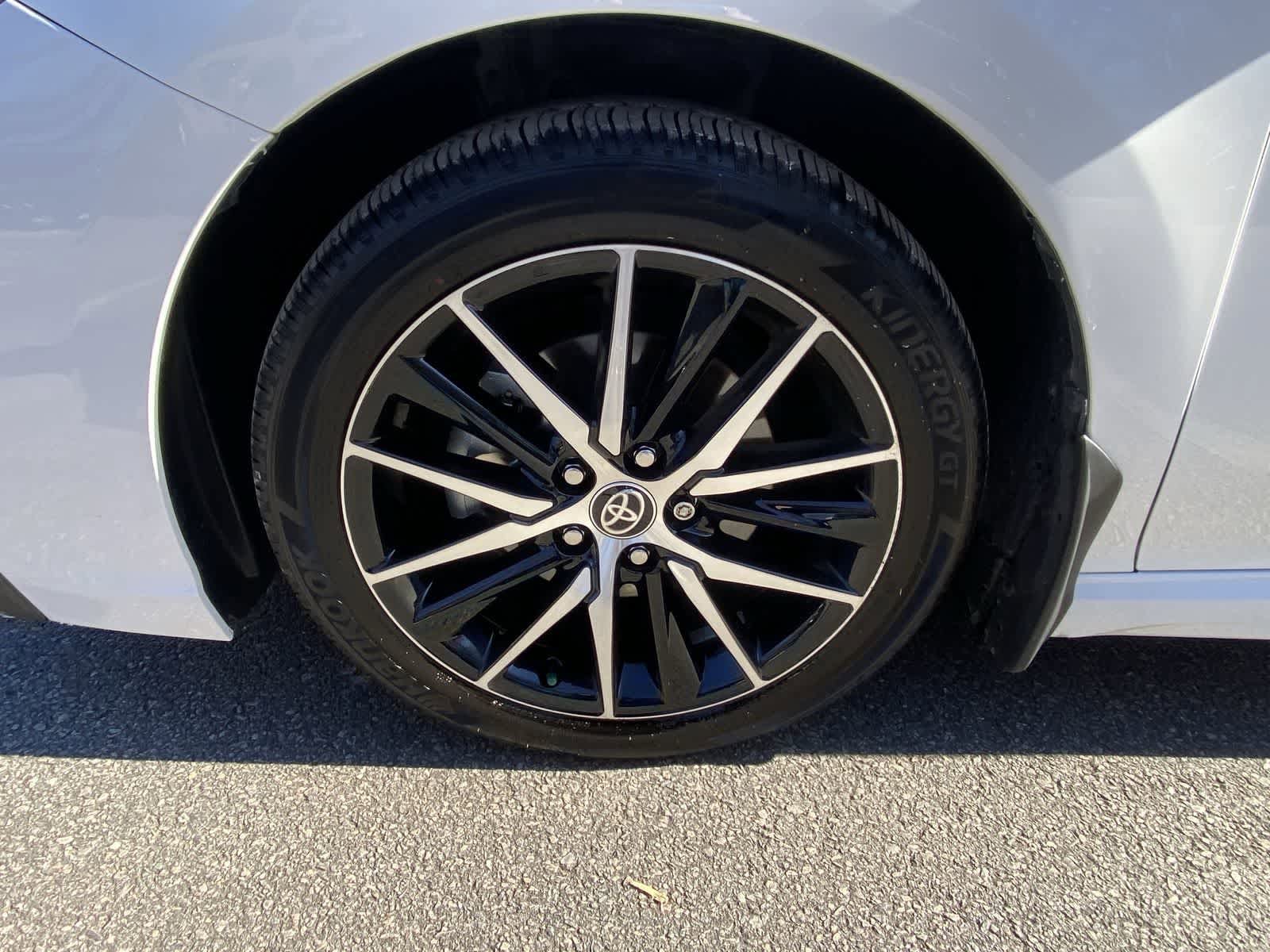 Thumbnail: 2023 Toyota Camry - 19