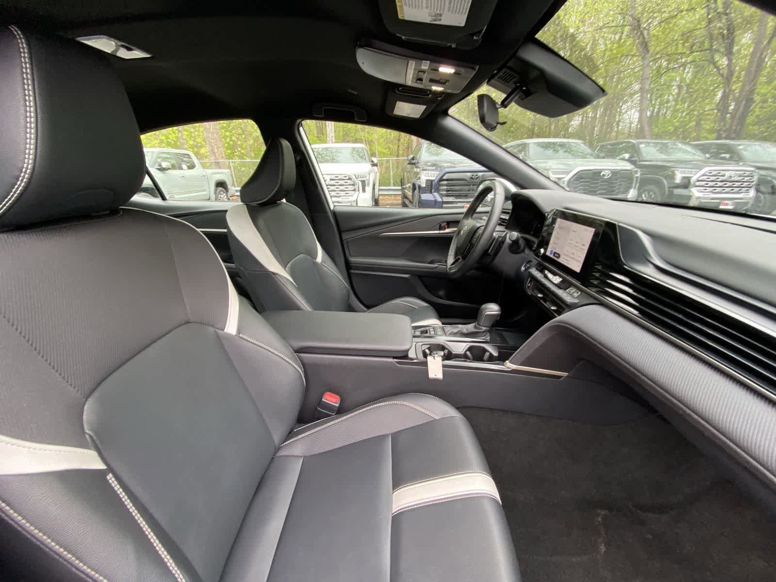 Thumbnail: 2025 Toyota Camry - 20