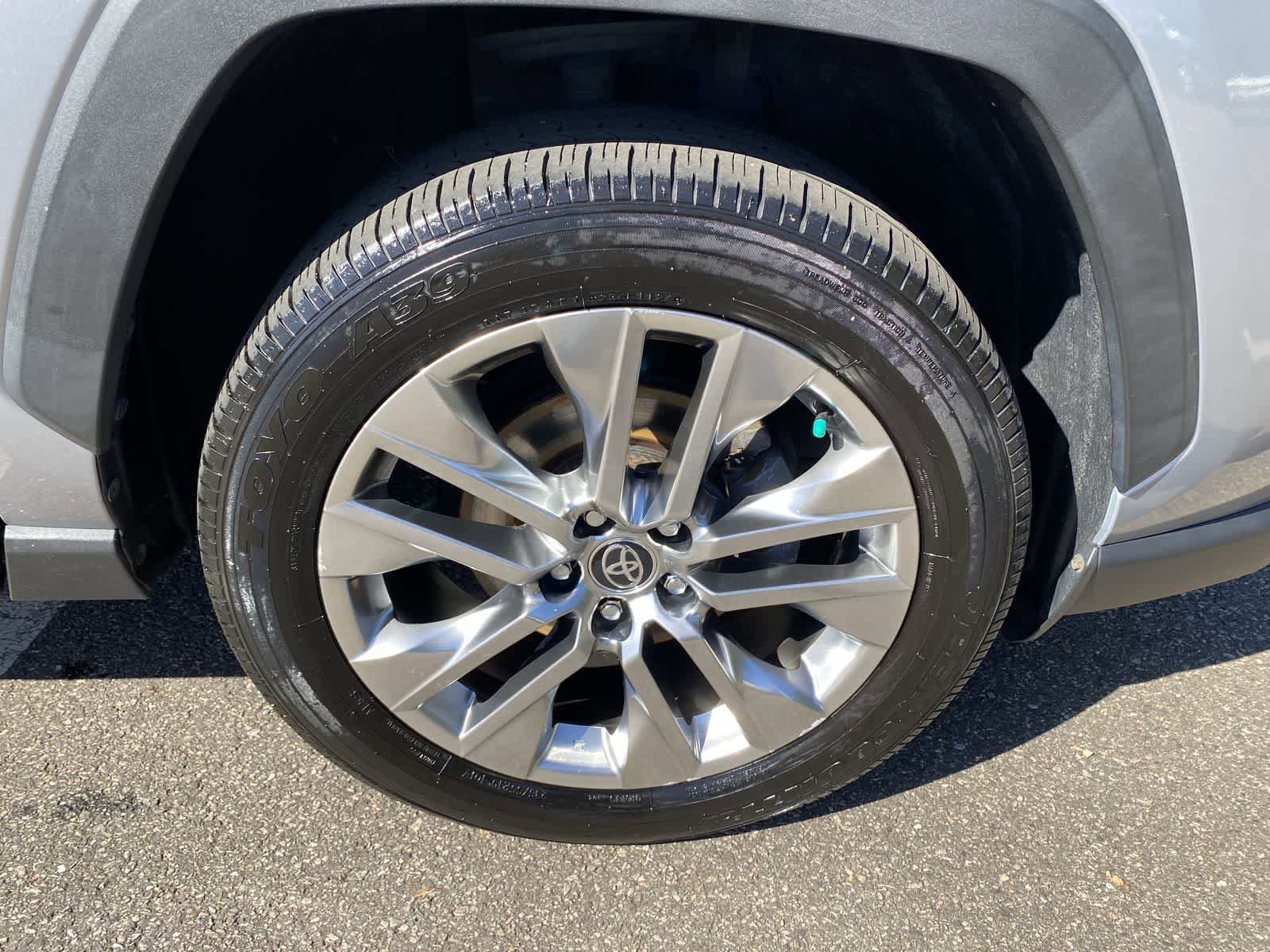 Thumbnail: 2021 Toyota RAV4 - 14