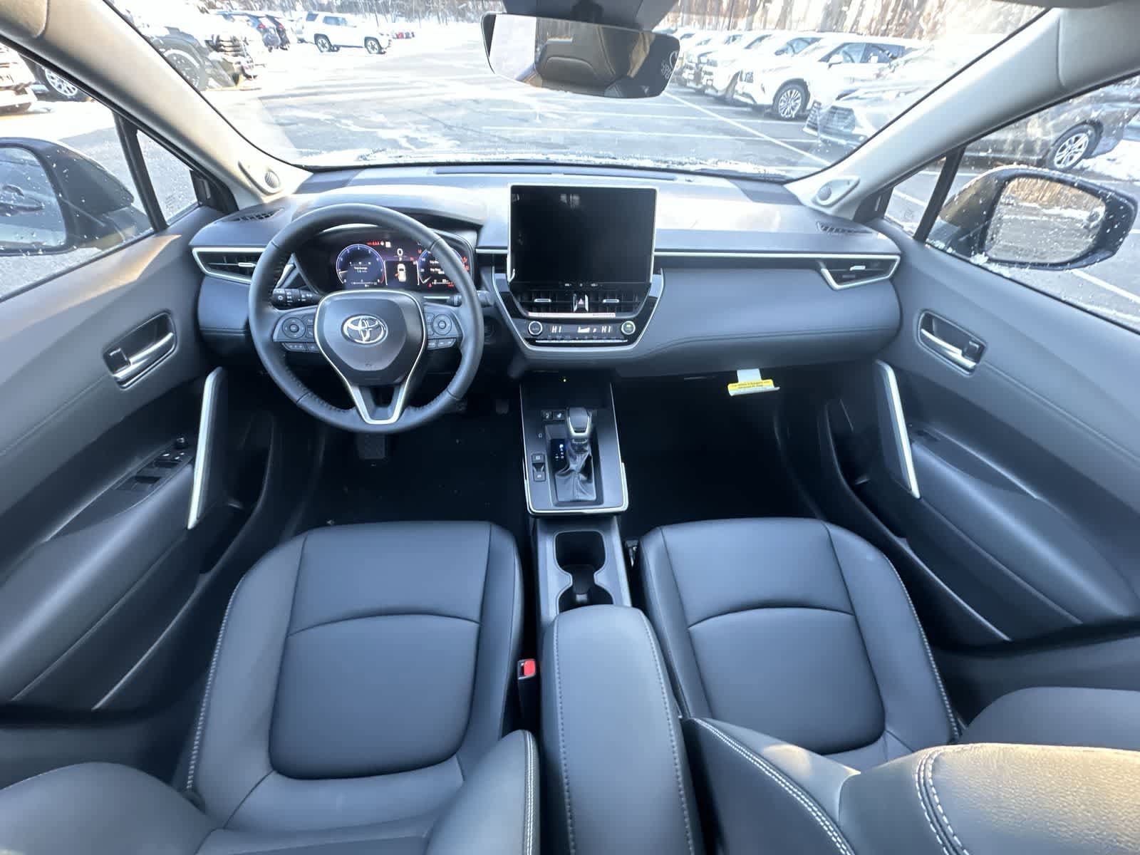 Thumbnail: 2026 Toyota Corolla Cross - 32