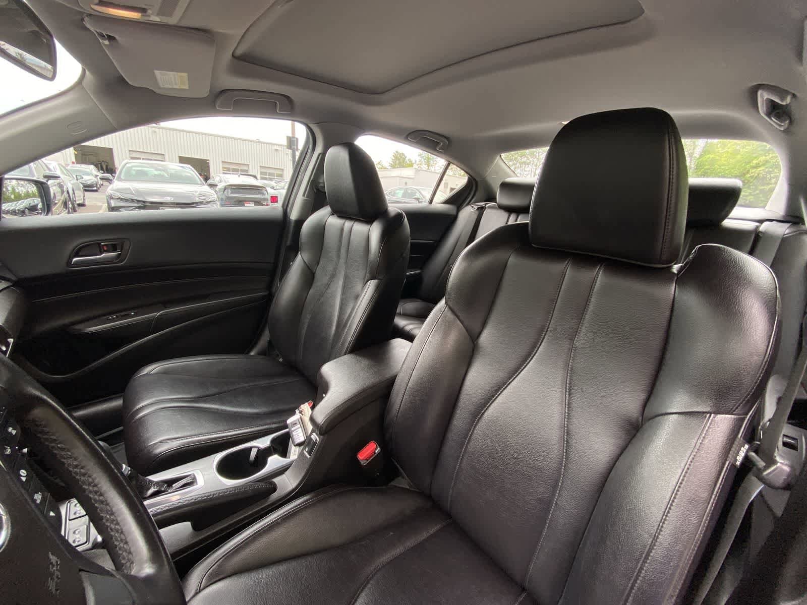 Thumbnail: 2019 Acura ILX - 18