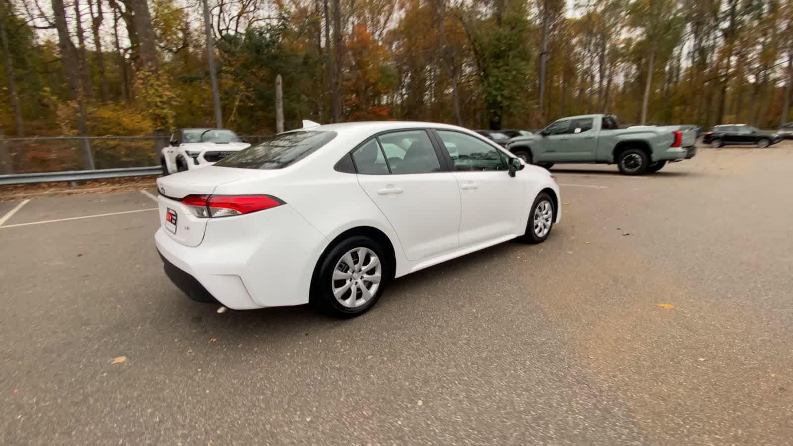 Thumbnail: 2024 Toyota Corolla - 9