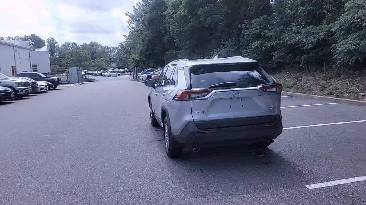 Thumbnail: 2025 Toyota RAV4 - 7