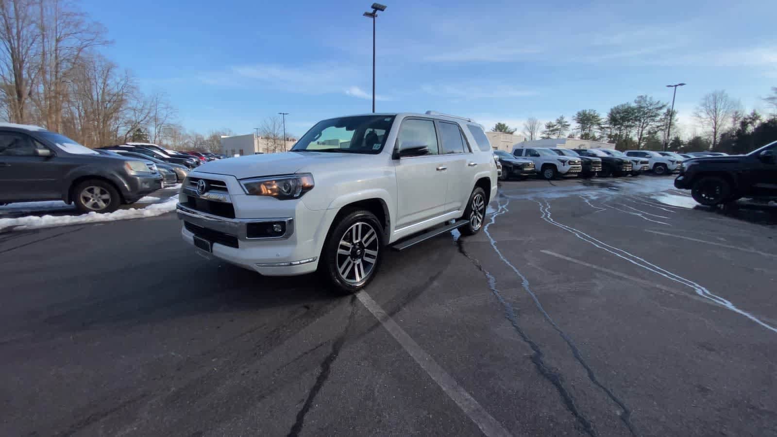Thumbnail: 2022 Toyota 4Runner - 9