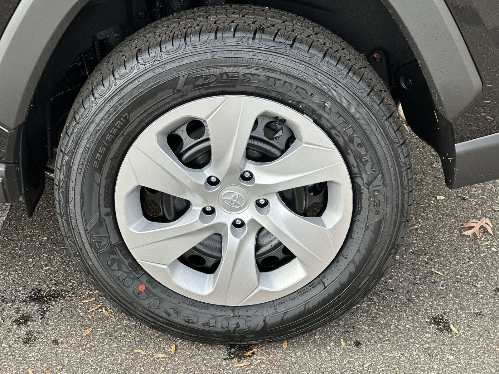 Thumbnail: 2025 Toyota RAV4 - 11