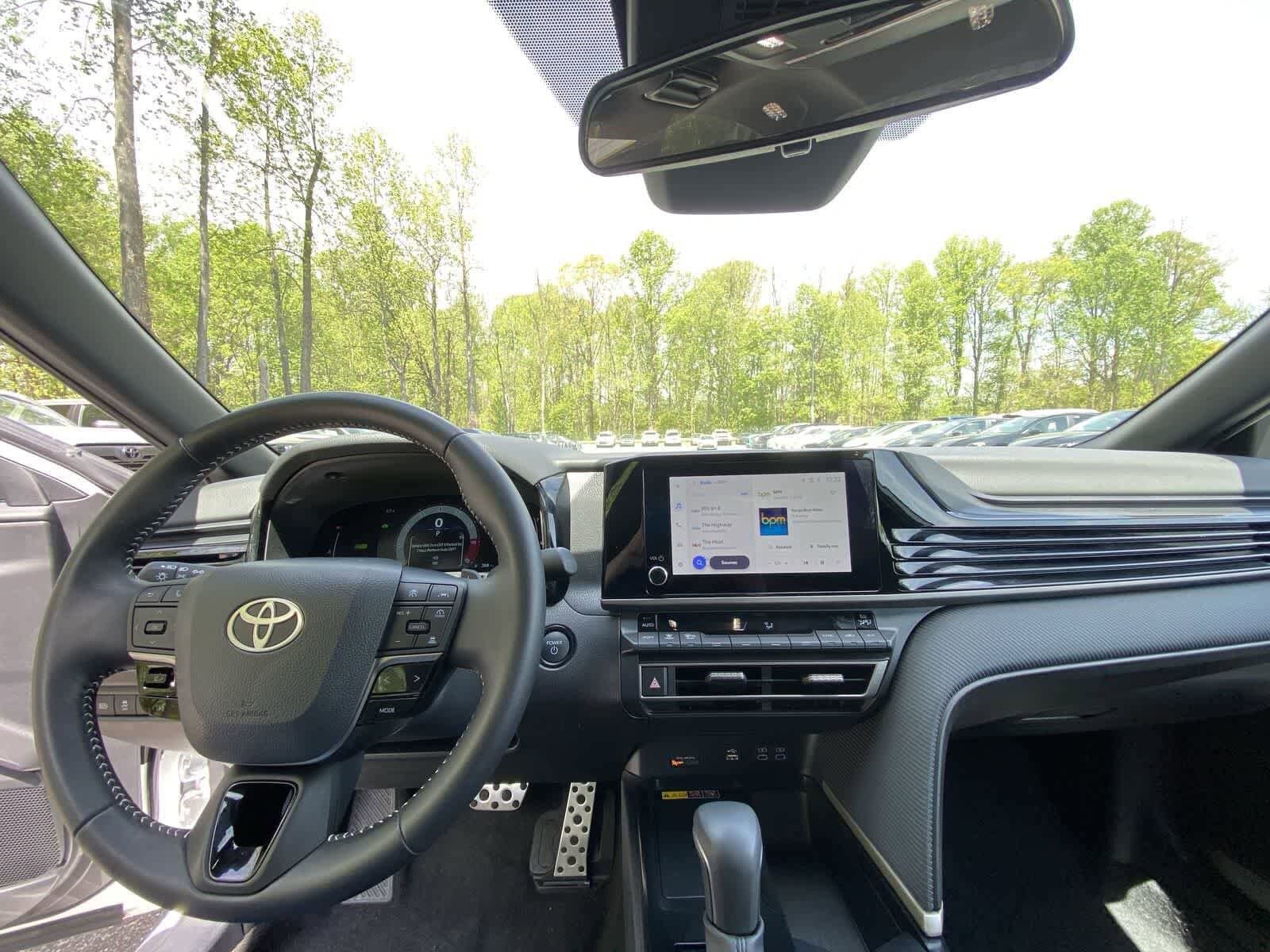 Thumbnail: 2025 Toyota Camry - 35