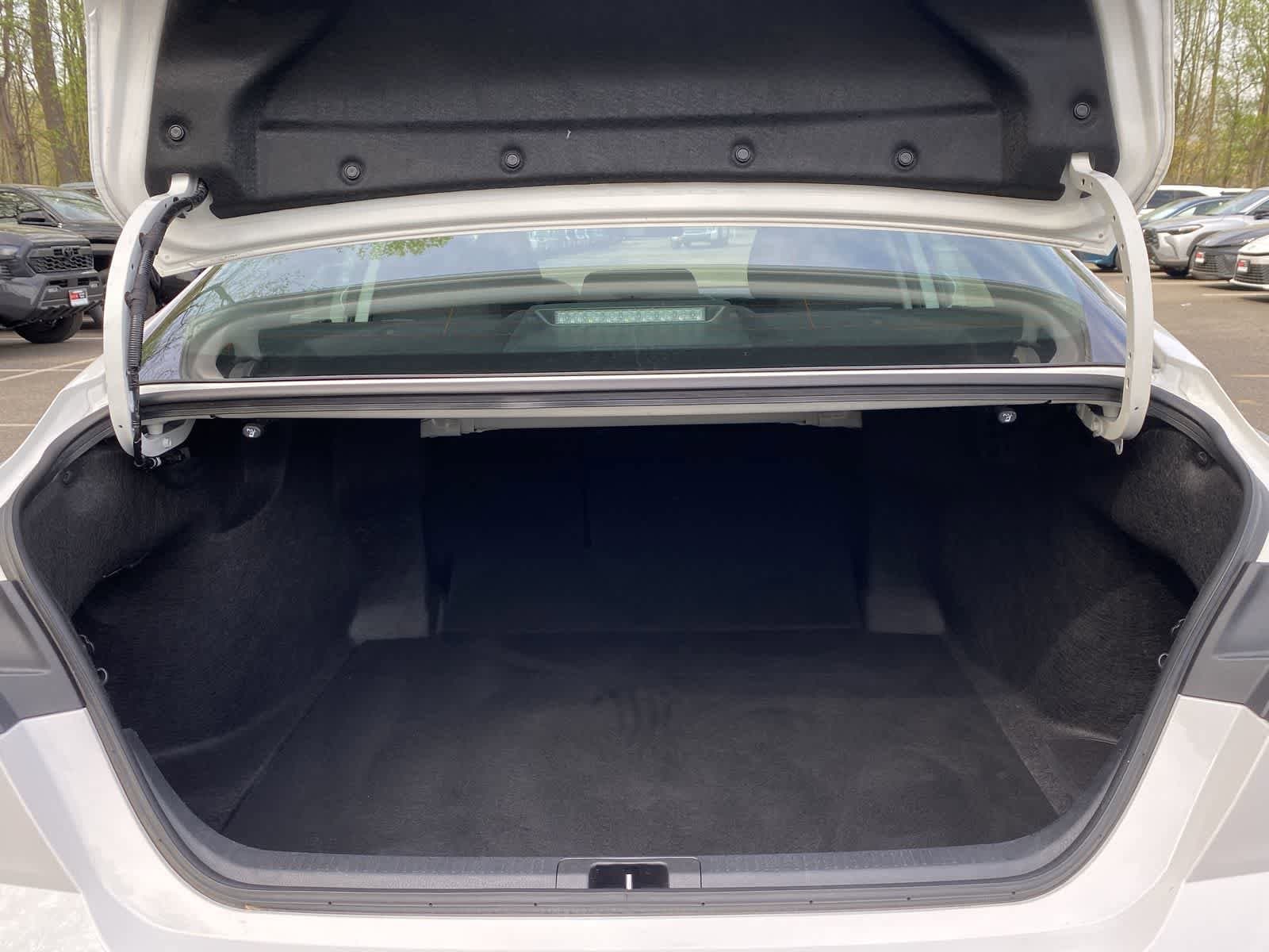 Thumbnail: 2025 Toyota Camry - 14