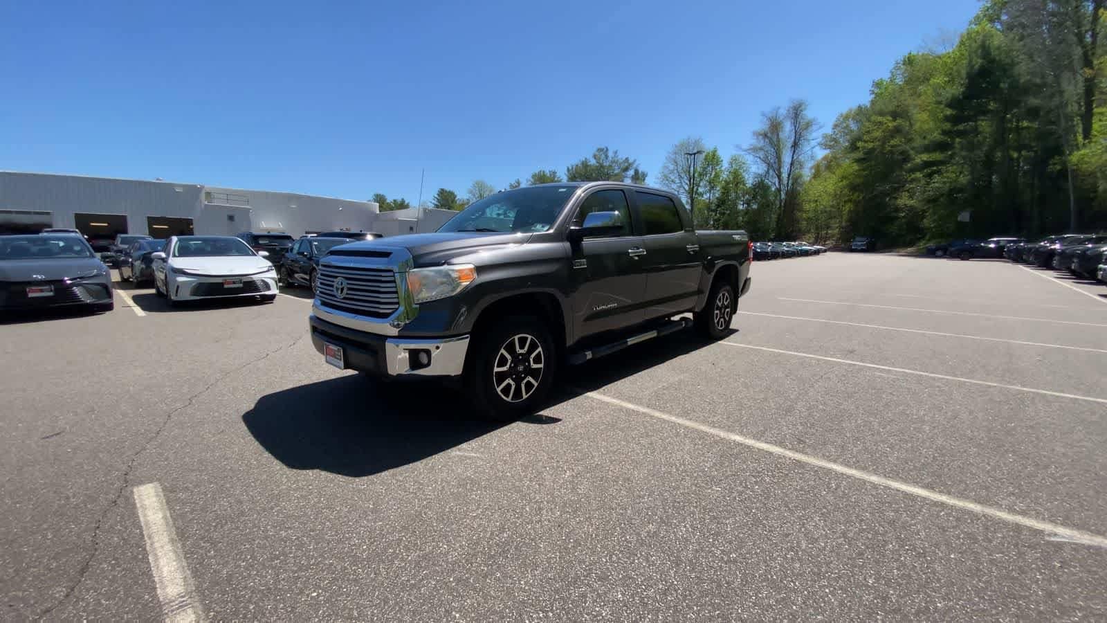 Thumbnail: 2017 Toyota Tundra - 4
