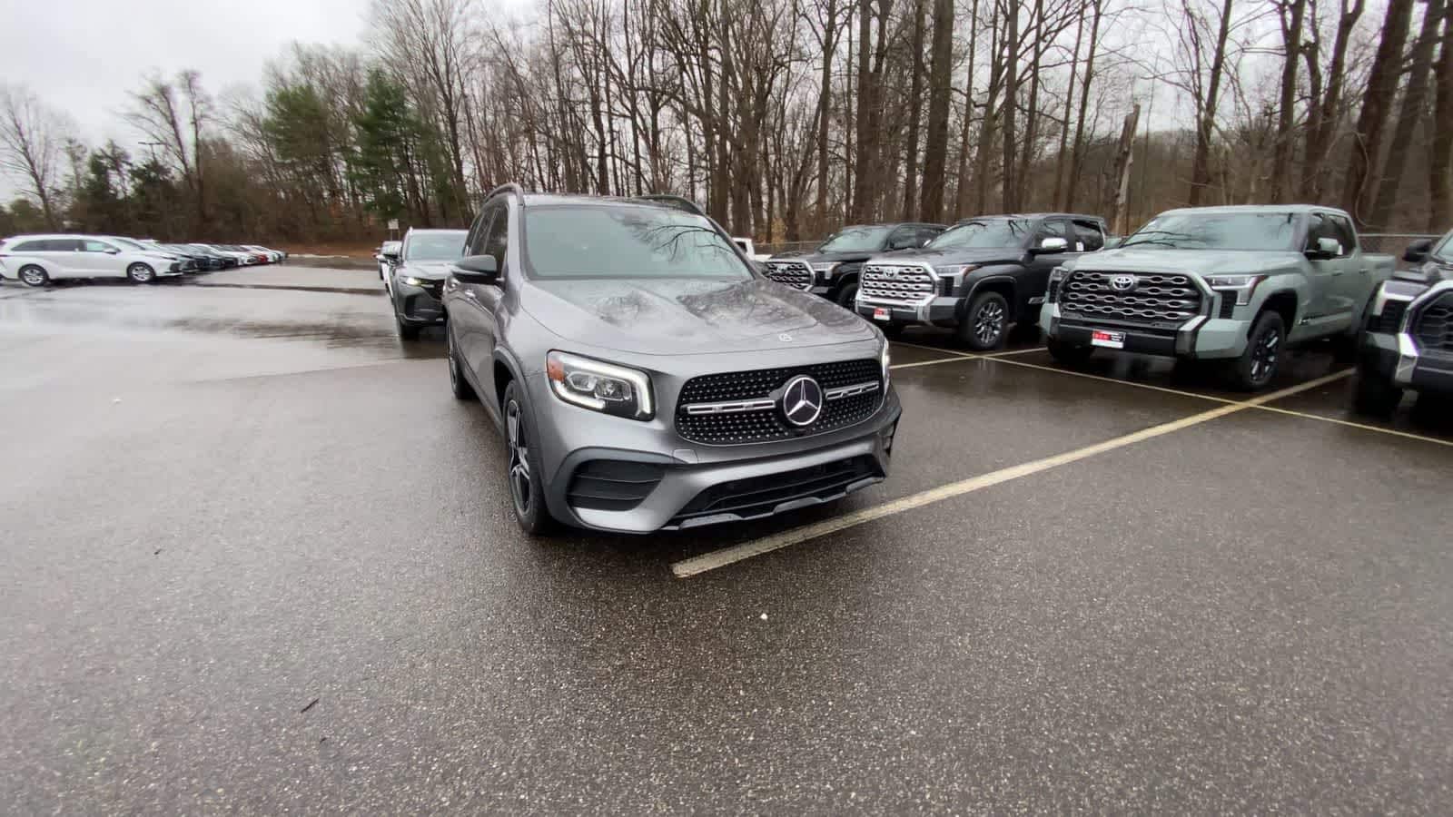 Thumbnail: 2021 Mercedes-Benz GLB - 7