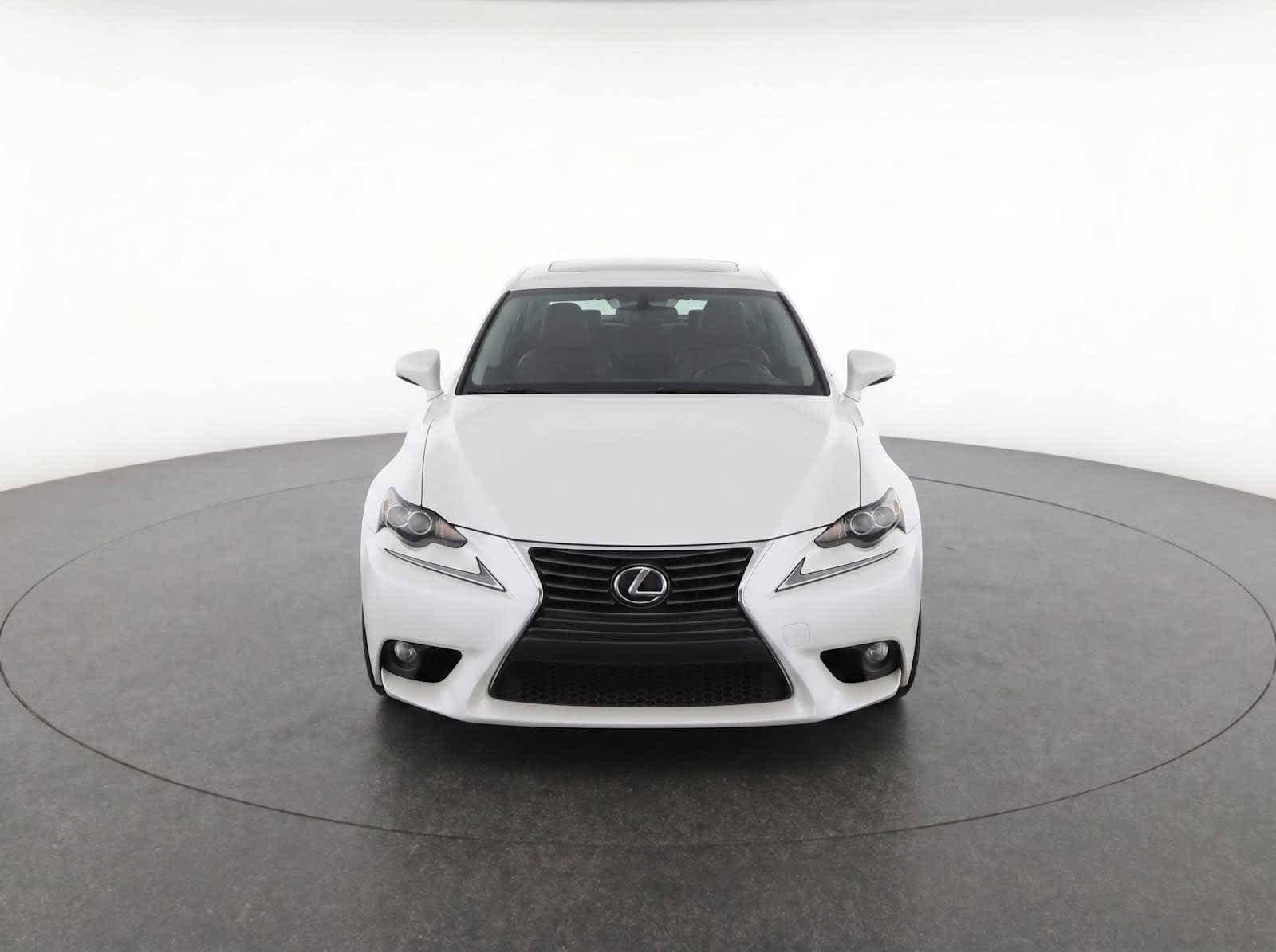 Thumbnail: 2015 Lexus IS - 3